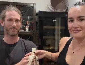 Read more about the article Husband speaks out after tennis  star wife divorced him to start OnlyFans after a bizarre banana video