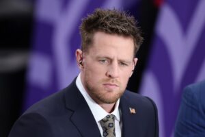 Read more about the article JJ Watt takes a blowtorch to the NFL’s Pro Bowl problem and fans universally agree with his complaint