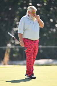 Read more about the article ‘Coolest guy alive’ – John Daly’s unique New Year celebrations leave golf fans in stitches