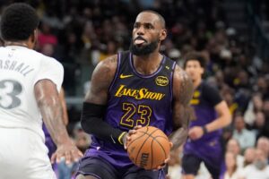 Read more about the article LeBron reveals one strict rule he enforces when playing with son Bronny before defying Father Time with insane windmill dunk