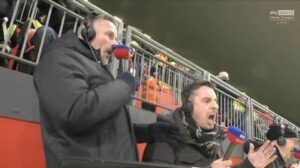 Read more about the article Fans love Gary Neville’s reaction to Harry Maguire’s late miss in Man United’s draw at Liverpool