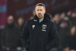 Read more about the article ‘Can’t you think of another question?’ – West Ham boss Potter gives spiky response to journalist