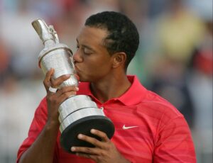 Read more about the article ‘My power colour’ – Tiger Woods’ heartwarming reason why he wore iconic red jerseys