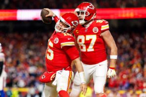 Read more about the article ‘It’s awkward’ – Footage of initial Travis Kelce reaction to key trade that elevated Patrick Mahomes resurfaces