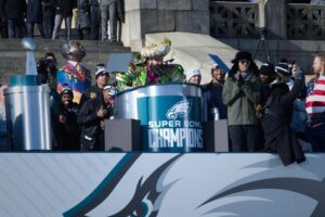 Read more about the article ‘Nobody likes our fans’ – Jason Kelce steals show with emotional Super Bowl parade speech after Eagles made history