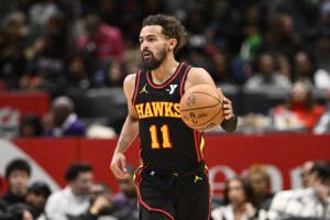 Read more about the article Trae Young to replace injured Giannis Antetokounmpo in NBA All-Star Game