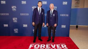 Read more about the article Carl Edwards, Ricky Rudd express gratitude with induction to NASCAR Hall of Fame