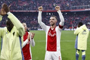 Read more about the article ‘Bang out of order’ – Jordan Henderson denies wanting to leave Ajax as captain decision made by manager