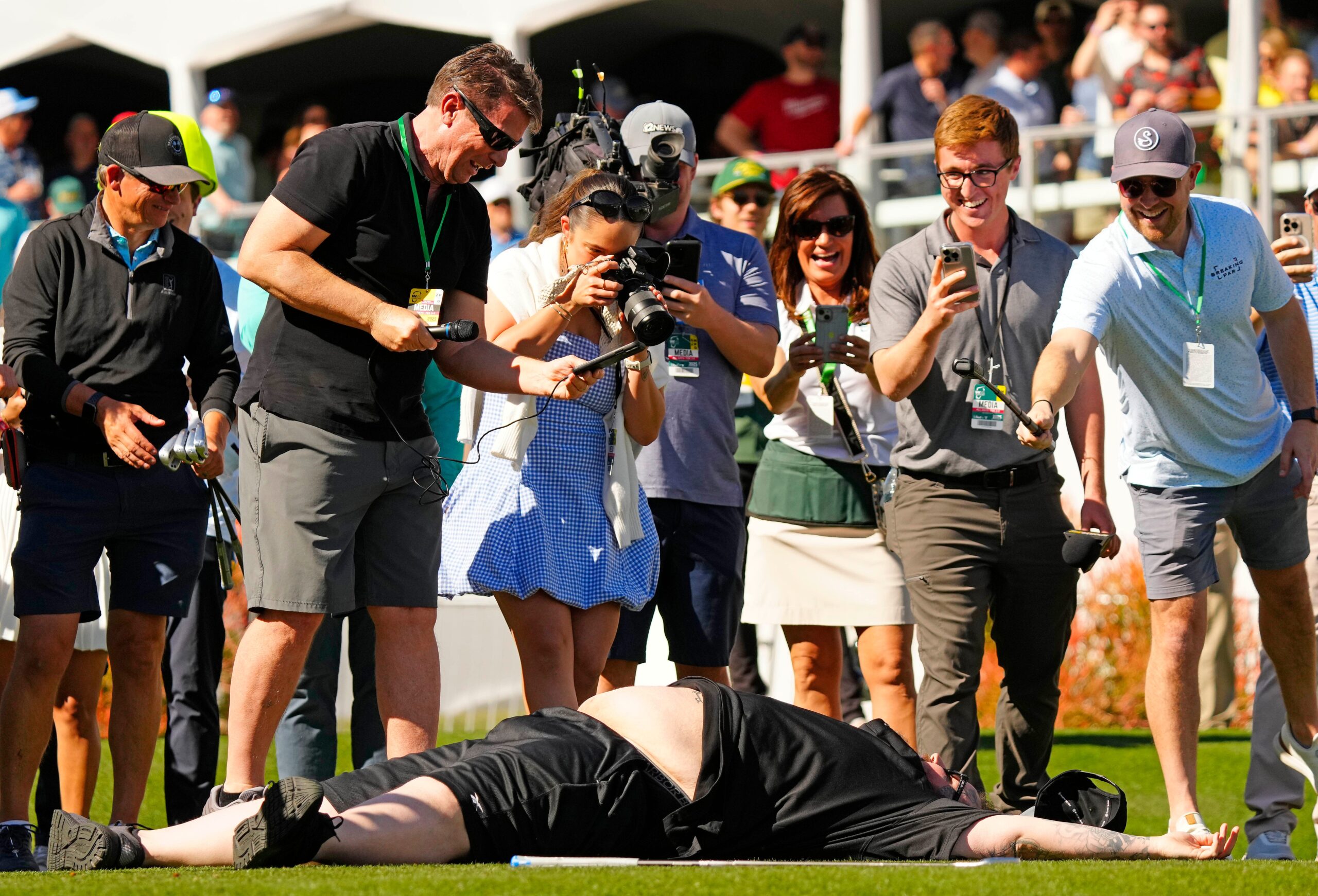 You are currently viewing ‘Happy Gilmore’ actor crashes news conference, other top moments from Phoenix Open Pro-Am