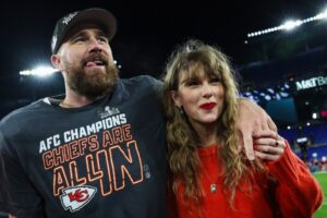 Read more about the article Travis Kelce gave blunt three-word message to Taylor Swift conspiracy theorists ahead of Super Bowl