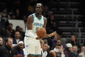 Read more about the article Lakers’ trade for Charlotte’s Mark Williams rescinded after failed physical