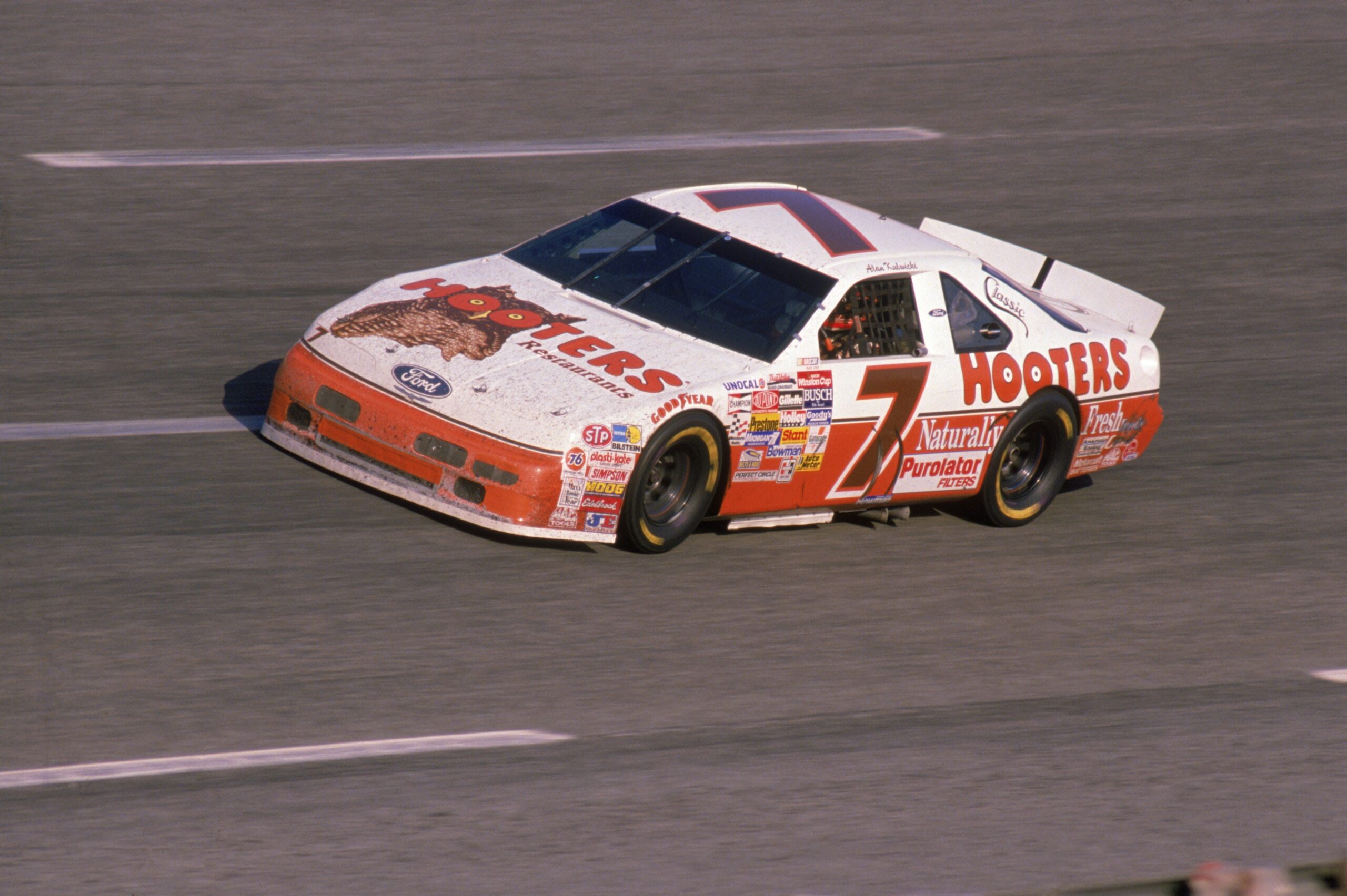 You are currently viewing Daytona 500 is when? Alan Kulwicki helps with countdown to 2025 NASCAR season opener