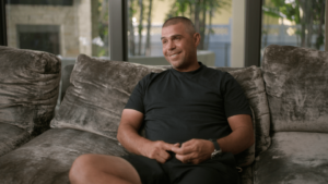 Read more about the article ‘Hardest thing I’ve ever done’ – Ex-US Open champion breaks down in tears after heartbreaking family letters