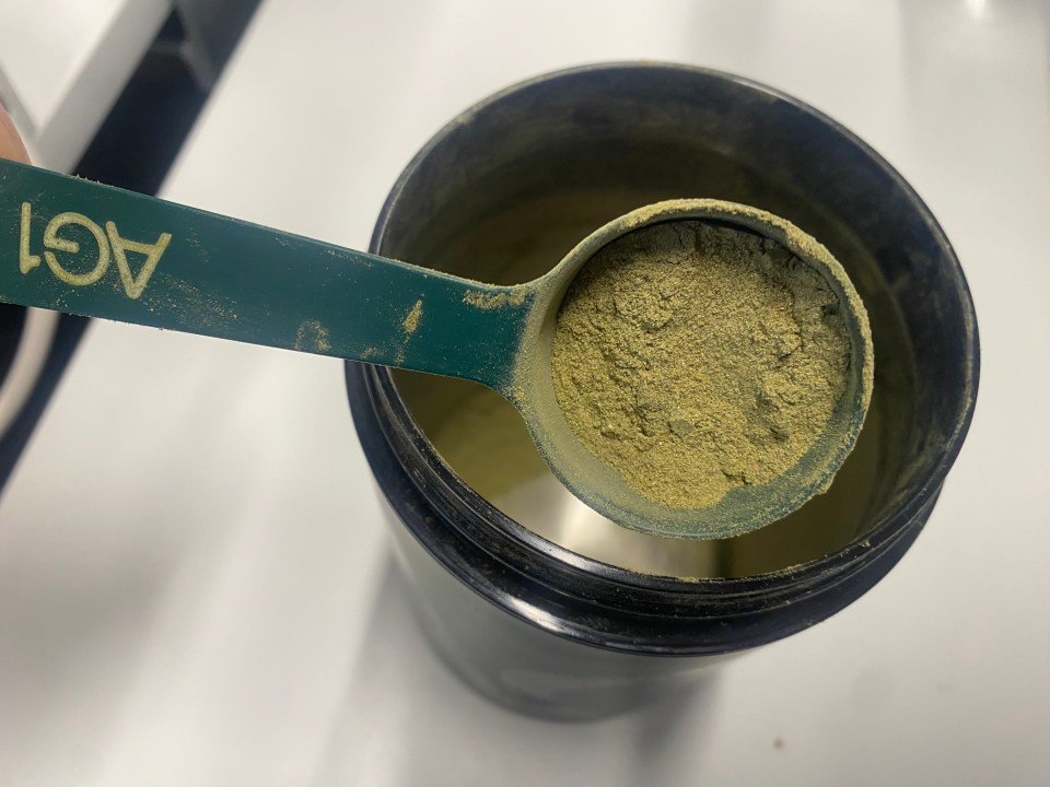 You are currently viewing 5 best greens powders tried and tested including AG1, Huel and more