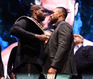 Read more about the article ‘Much more skill’ – Tony Bellew makes surprising Daniel Dubois vs Joseph Parker prediction