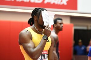 Read more about the article ‘Get a load’ – Tyreek Hill claps back at Noah Lyles after 100m Olympic champion reignites feud with provocative post race message