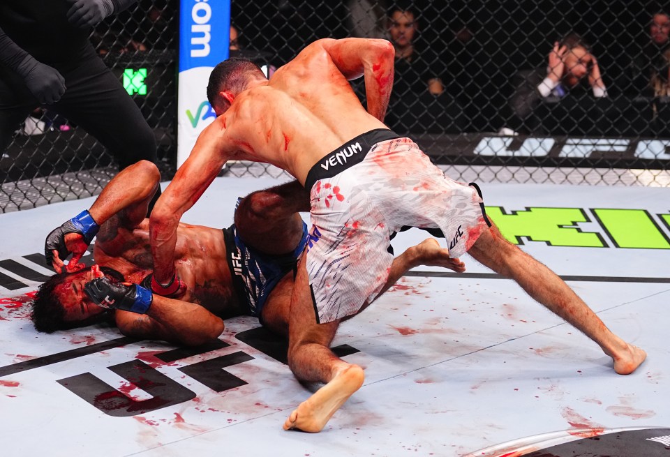 You are currently viewing ‘Like something out of a horror movie’ – MMA fans left shocked by blood-soaked UFC Saudi Arabia clash