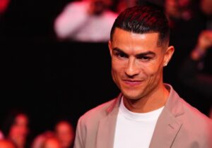 Read more about the article Dana White gets honest about Cristiano Ronaldo after ‘superstar’ reveals love for UFC in Saudi Arabia