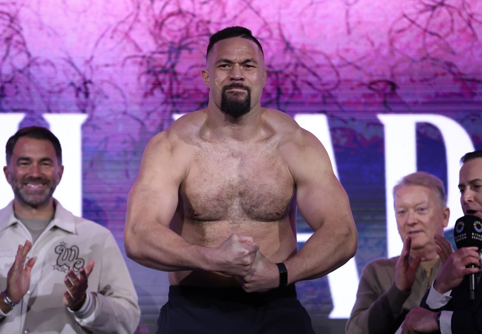 You are currently viewing Is Joseph Parker vs Martin Bakole a world title fight? Giant heavyweight steps in at short notice for Daniel Dubois