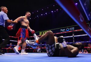 Read more about the article Joseph Parker flattens Martin Bakole with dynamite right hand after short-notice step-in and 3,800-mile flight