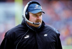 Read more about the article ‘Your’re hiding under a desk’ – Andy Reid locked himself in office after enduring rough first month coaching Eagles