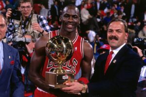 Read more about the article ‘Same dunk twice’ – I’m a nine-time NBA All-Star robbed by Michael Jordan in the Dunk Contest… he even admitted it