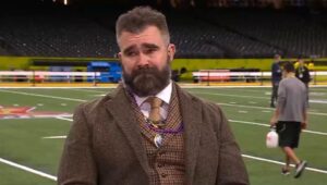 Read more about the article ‘Take a moment’ – Jason Kelce fights back tears during ESPN tribute to victims of New Orleans terror attack