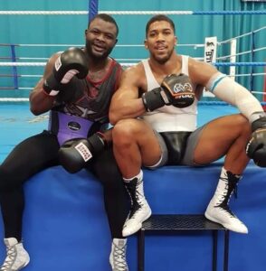 Read more about the article I wobbled Anthony Joshua’s ‘head and legs’ in sparring with huge shot, now Eddie Hearn is scared to mention me