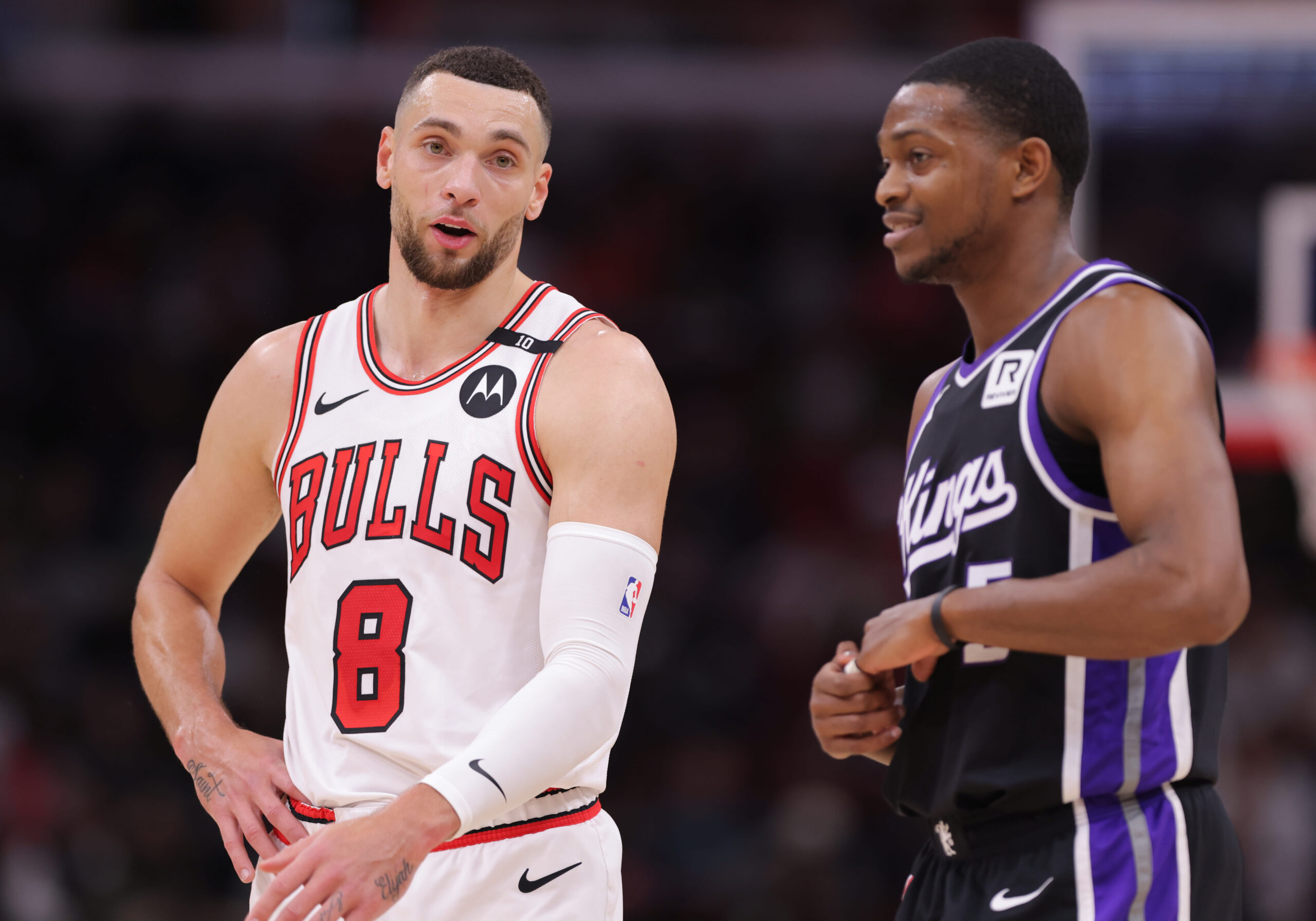 You are currently viewing Fantasy Basketball Trade Reaction: Winners and losers of De’Aaron Fox to Spurs, Zach LaVine to Kings