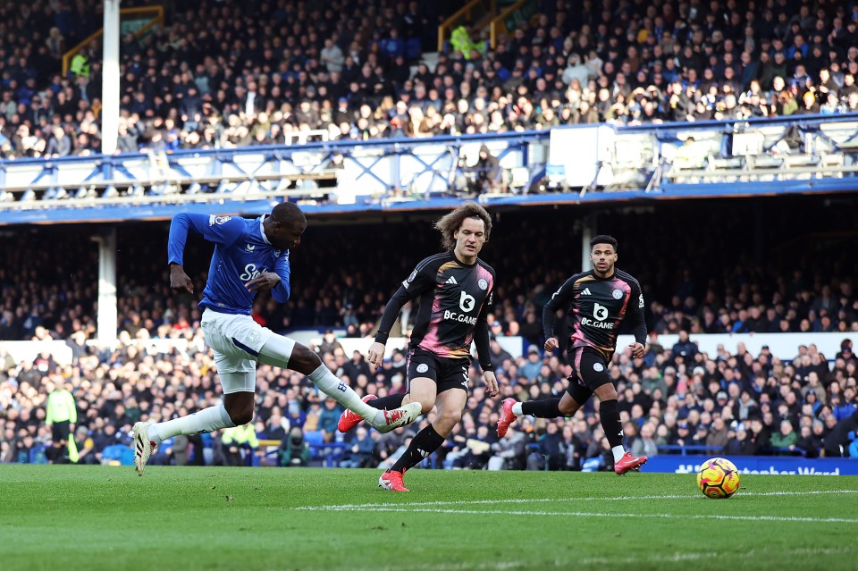 You are currently viewing Everton claim place in Premier League history after ‘schoolboy’ moment against Leicester