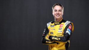 Read more about the article Energized by his dirt racing, Christopher Bell ready to get back into NASCAR Cup car at Clash