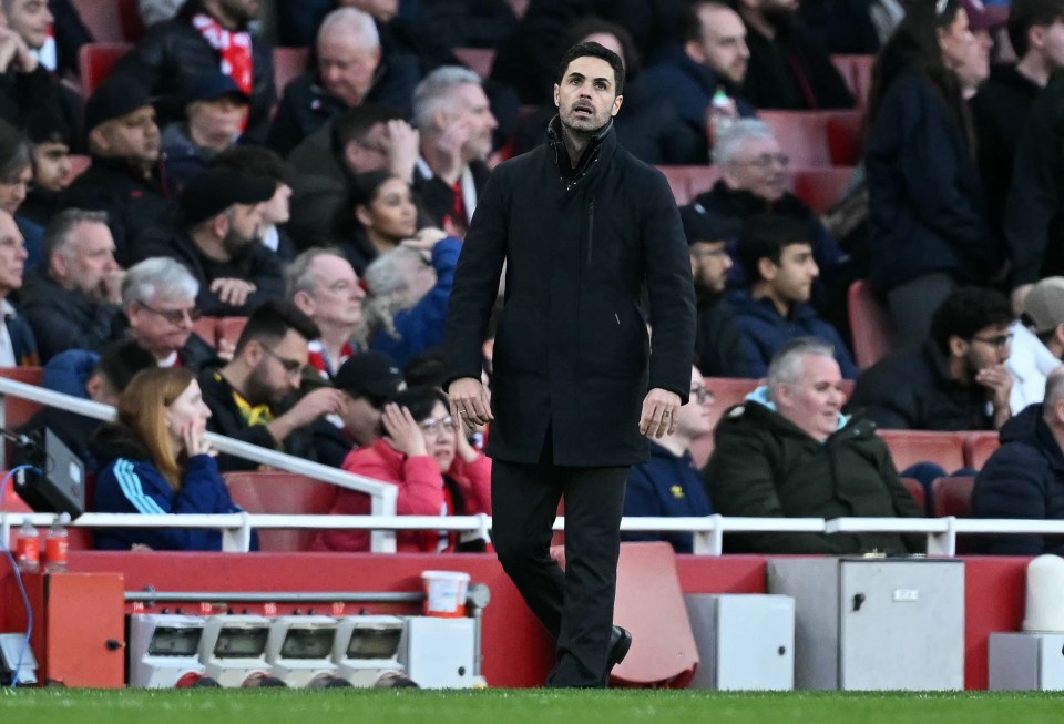 You are currently viewing Arsenal set for shake-up in defence for Nottingham Forest clash with decision made over Mikel Merino