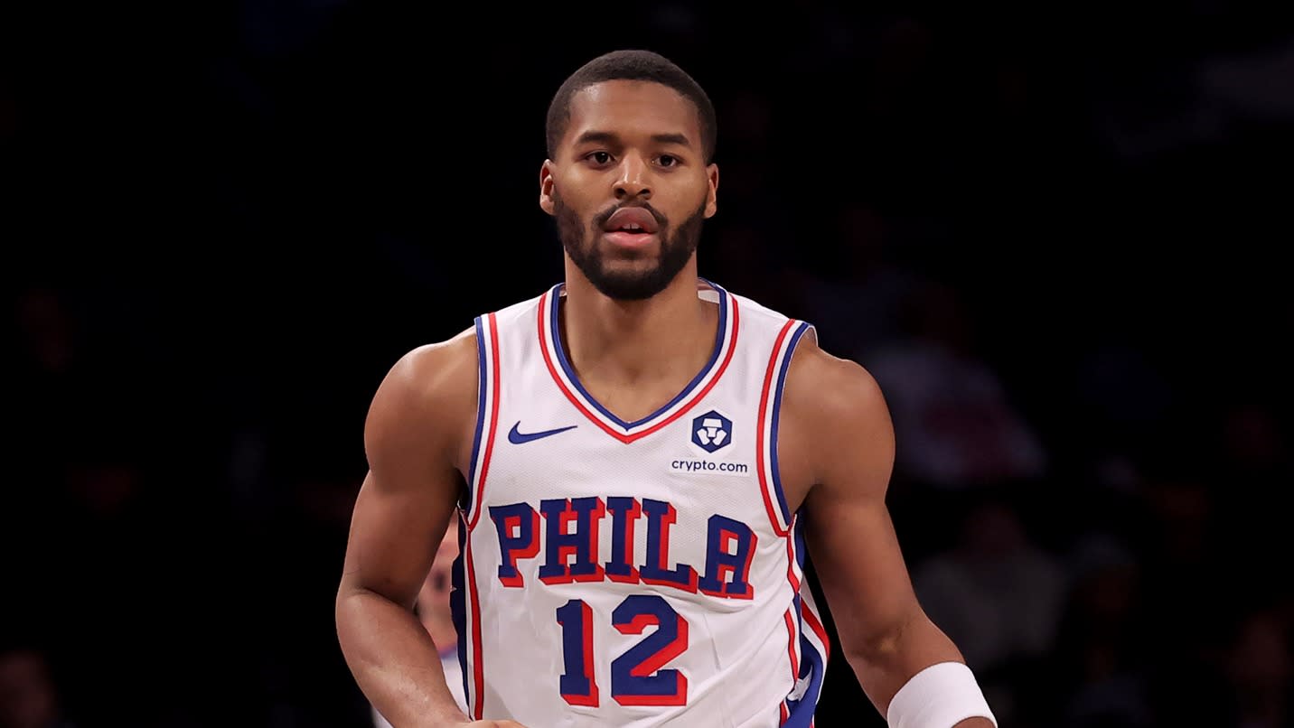 Read more about the article Report: Sixers converting deadline pickup Butler to standard contract