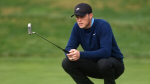 Read more about the article Cam Davis cards crazy birdie at Pebble’s 4th hole after landing wedge shot on fellow pro’s ball