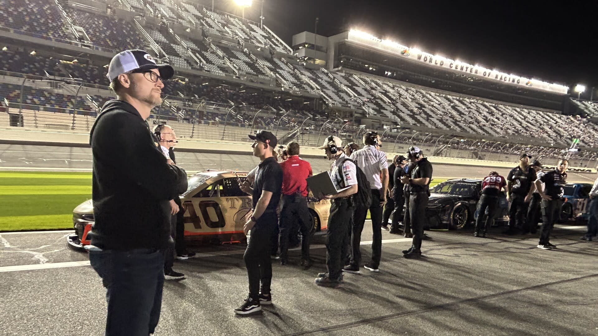 You are currently viewing Dale Earnhardt Jr. must wait one more night to see if JR Motorsports’ car will make Daytona 500