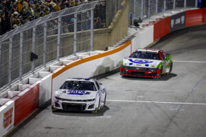 Read more about the article NASCAR: Chase Elliott dominates Clash at Bowman Gray Stadium