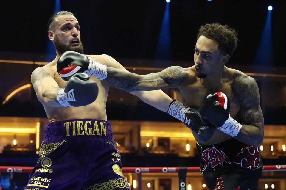 You are currently viewing Ben Whittaker and Liam Cameron sign deal for highly-anticipated rematch after first fight ended in controversy