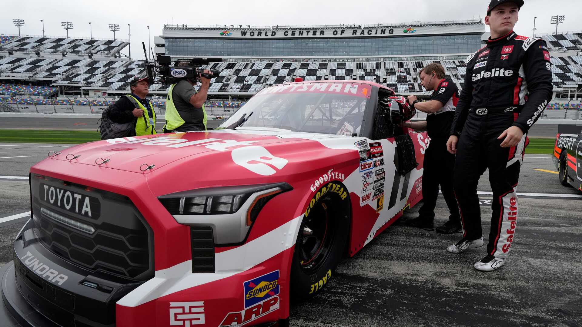 Read more about the article Post-race inspection penalty changes NASCAR Truck winner