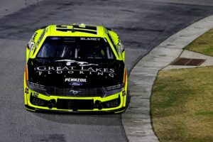 Read more about the article NASCAR Clash winners and losers: Ryan Blaney nearly goes from worst to first, while Kyle Busch struggles