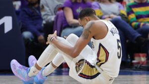 Read more about the article Pelicans’ Dejounte Murray tears Achilles, out for season