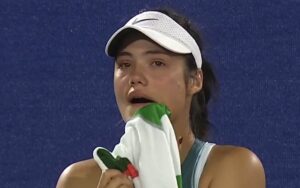 Read more about the article Emma Raducanu confronted by ‘stalker’ before tearful exit in Dubai tournament