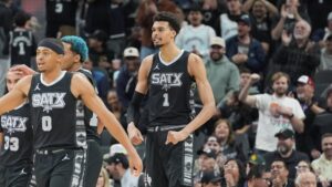 Read more about the article Heat vs. Spurs Best bets: Odds, predictions, recent stats, trends for February 1