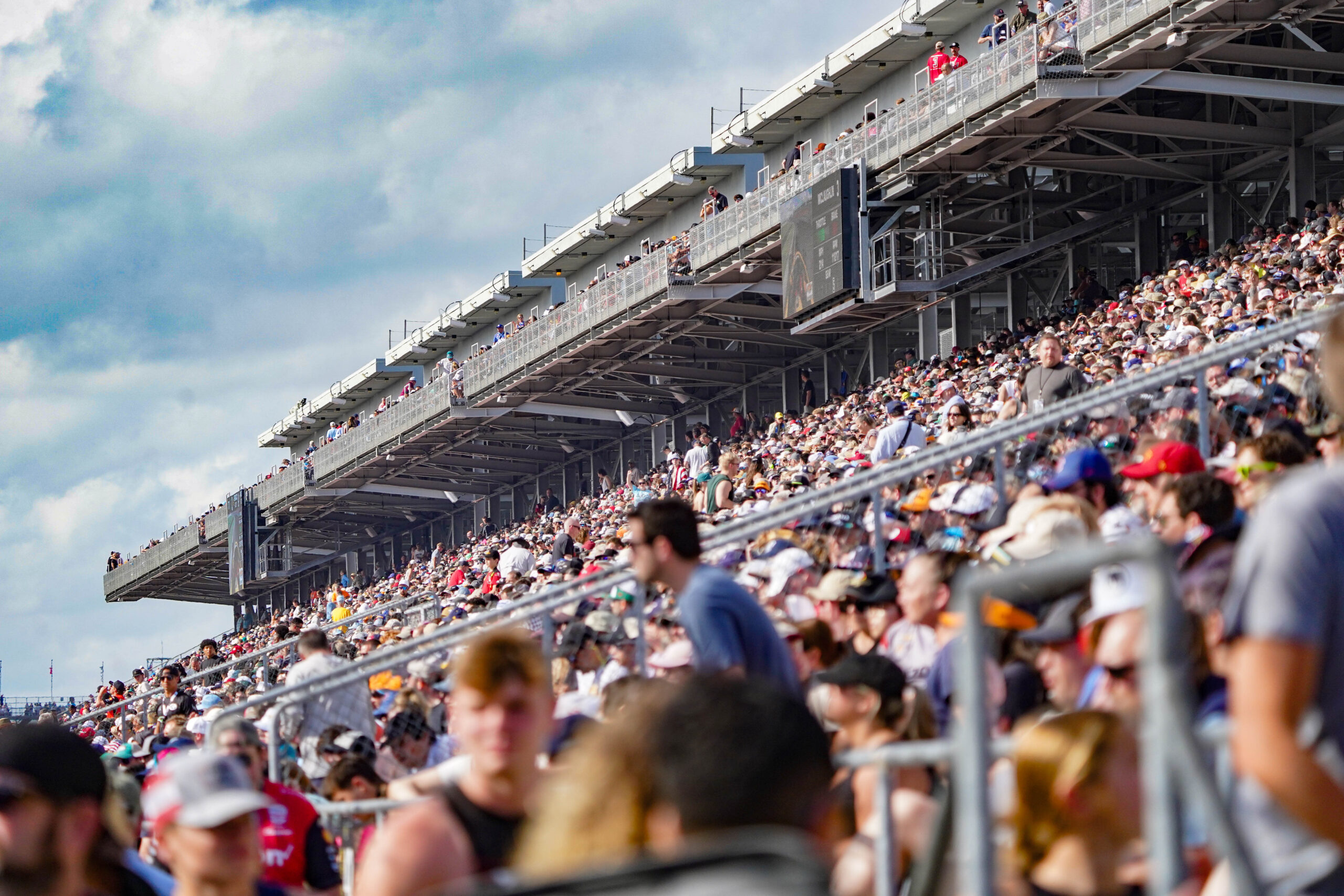 Read more about the article Will the 2025 Indy 500 sellout the grandstands? IMS ahead of 2024 pace in ticket sales