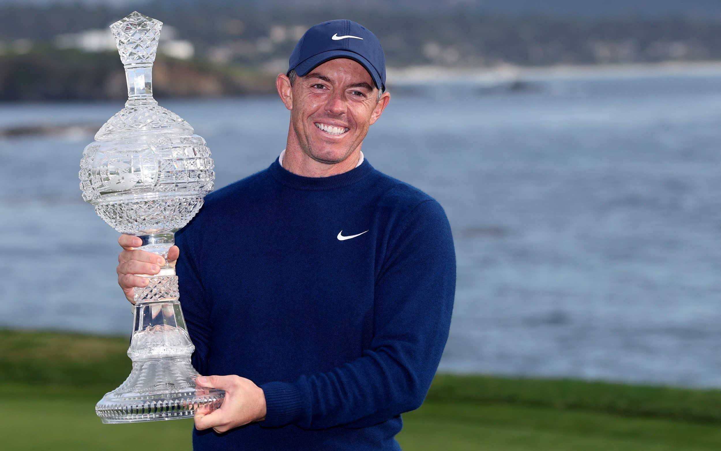 You are currently viewing Rory McIlroy’s insane eagle sets up first win of the season at Pebble Beach