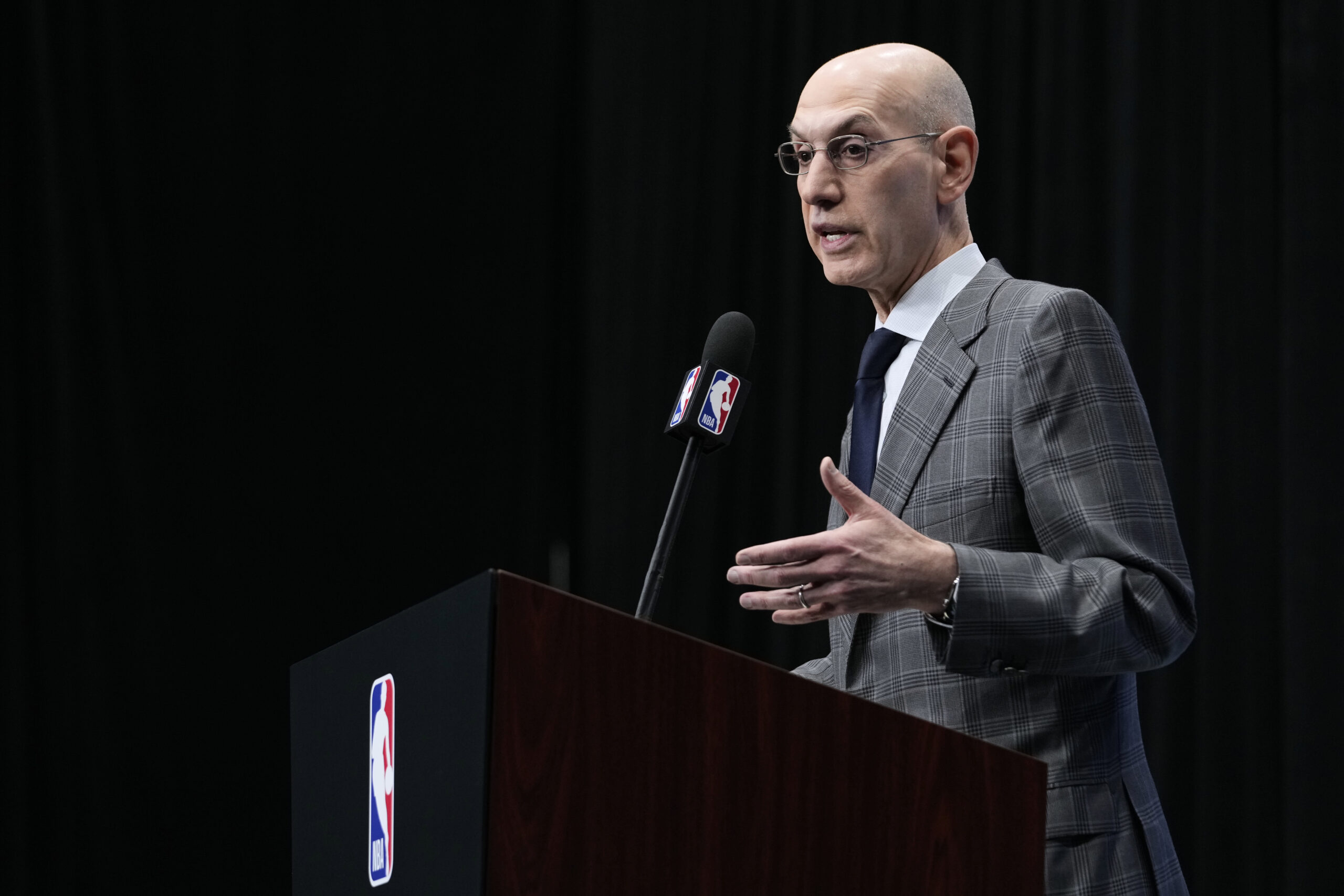 Read more about the article Adam Silver was ‘surprised’ by Luka Dončić trade, says he’s ’empathetic’ with angry Mavericks fans