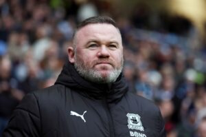 Read more about the article Wayne Rooney could spark bidding war in new job after Plymouth exit