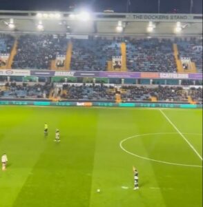 Read more about the article ‘Gotta be a joke’ – Fans left outraged over Millwall supporters’ gesture for Liam Roberts after controversial tackle