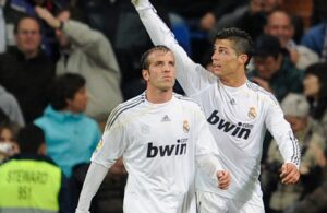 Read more about the article Rafael van der Vaart says ‘I had better technique’ than Cristiano Ronaldo – but expertly breaks down what makes him special