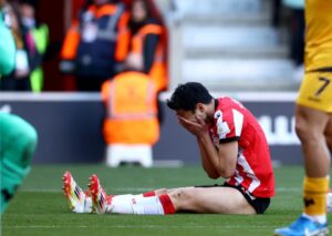 Read more about the article Southampton boss gives brutal verdict on relegation scrap and his future at club