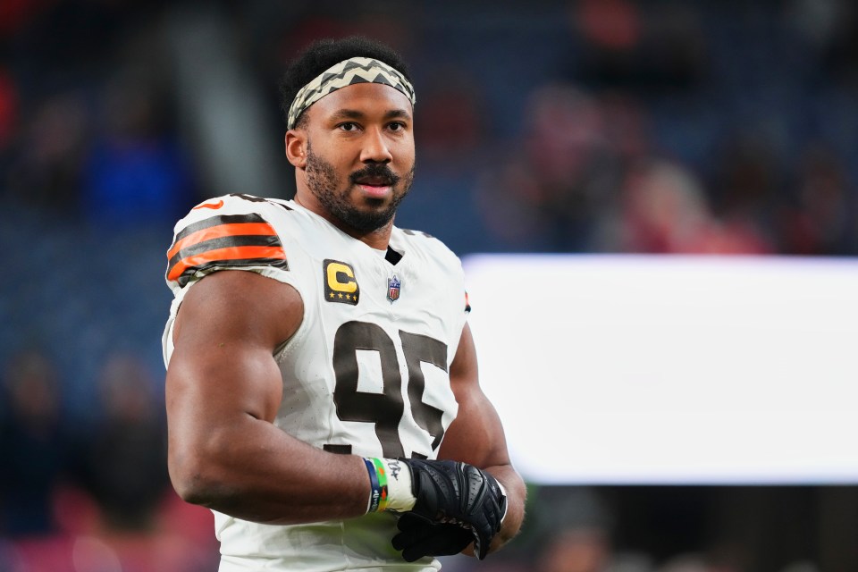 You are currently viewing ‘Money talks’ – Fans stunned as Browns and Myles Garrett agree record-breaking contract that pays more than Justin Jefferson and CeeDee Lamb